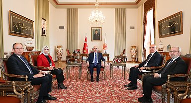 Kurtulmuş, Çocuk Hakları Alt Komisyonu üyelerini kabul etti