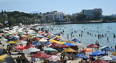 Kuşadası'nda bayram yoğunluğu; oteller doldu