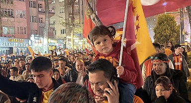 Kütahya'da Galatasaray'ın şampiyonluğu coşkuyla kutlandı