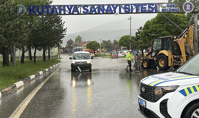 Kütahya'da sağanak yağış