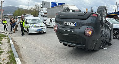 Kütahya'da zincirleme kaza; 2'si çocuk 3 yaralı