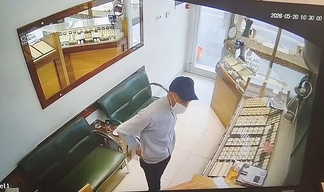 Kuyumcu dükkanında, 'eşime alacağım' diyerek baktığı yüzüğü çaldı