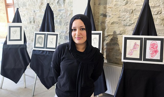 Liseli Zeynep'in kara kalem çalışmaları kent müzesinde sergileniyor