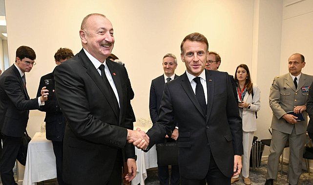 Macron ve Aliyev telefonda görüştü