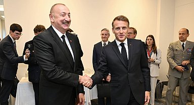 Macron ve Aliyev telefonda görüştü
