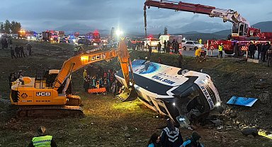 Malatya'da otobüs devrildi: 4 ölü, 40 yaralı