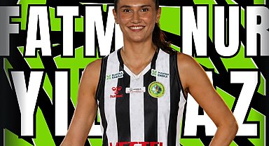 Manisa voleybolda Fatma Nur imzaladı