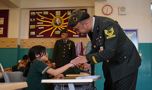 Mehmetçikten öğrencilere mektup sürprizi