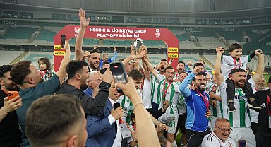 Muğlaspor penaltılarla 1'inci Lig'e yükseldi