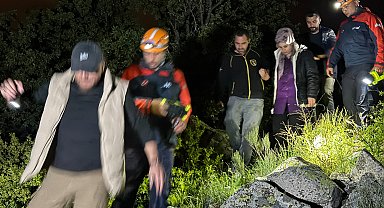 Nevşehir'de kayalık arazide mahsur kalan kadın kurtarıldı