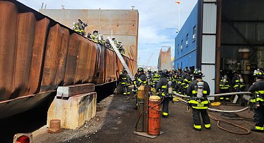 New York'ta tersanede patlama: 1 ölü, 36 yaralı