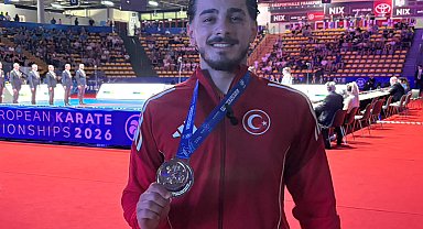 Ömer Faruk Yürür, Avrupa Karate Şampiyonası'nda altın madalya kazandı