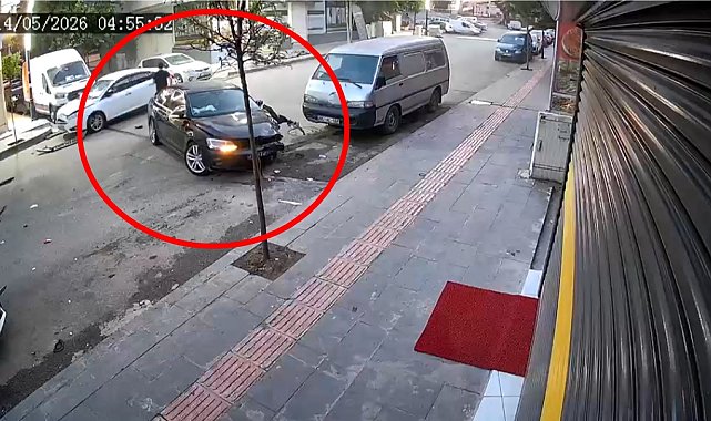 Otomobiliyle park halindeki 5 araca çarpıp kaçtı; o anlar kamerada