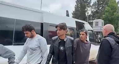 Otoyolda durdurulan minibüste 15 kaçak göçmen yakalandı