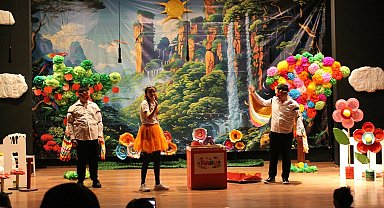 Özel gereksinimli öğrencilerden 'Farklılıklarımız Zenginliğimiz' tiyatro oyunu