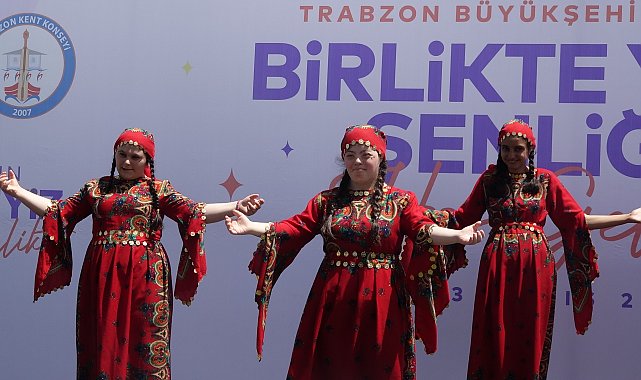 Özel öğrenciler, şenliğe renk kattı