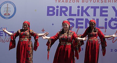 Özel öğrenciler, şenliğe renk kattı