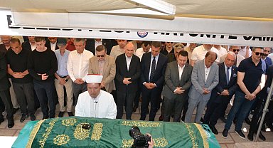 Özgür Özel, amcasının cenazesine katıldı