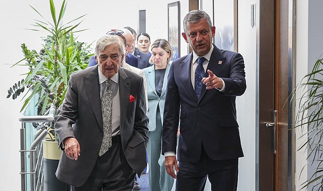 Özgür Özel, Rahmi Koç ve Ali Koç'u kabul etti