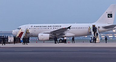 Pakistan Başbakanı Şahbaz Şerif, Çin'de