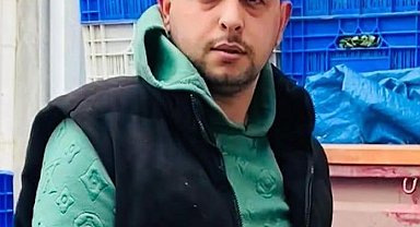 Refüje çarpan kamyonetin sürücüsü Tuncay, hayatını kaybetti