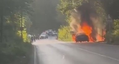 Sarıyer'de seyir halindeki otomobil alev alev yandı