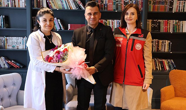 Şehidin eşine 'Anneler Günü' ziyareti