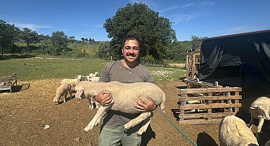 Şehir hayatını bırakıp kırsala yerleşti, hayvancılığa başladı