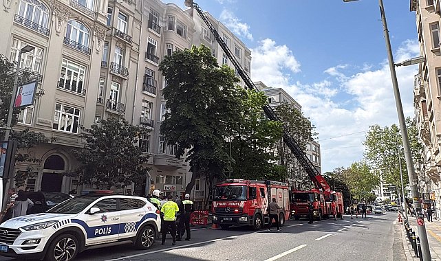 Şişli'de iş yerinde korkutan yangın