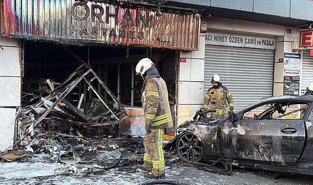 Şişli'de otomobil iş yerine girdi, yangın çıktı: 2 yaralı
