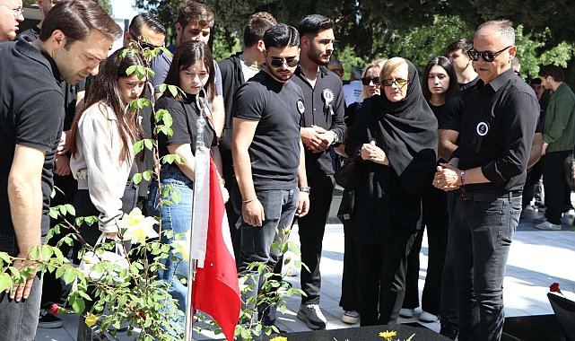 Soma'daki maden şehitleri dualarla anıldı