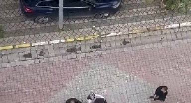 Sultangazi'de 2 grup arasındaki kavgaya aileler de dahil oldu; polis biber gazıyla müdahale etti