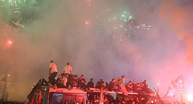 Süper Lig'e yükselen Amed Sportif Faaliyetler, Diyarbakır'da coşkuyla karşılandı
