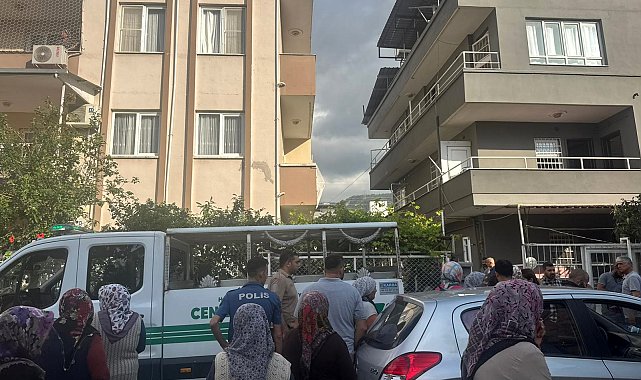 Tartıştığı eşini tüfekle öldürdü