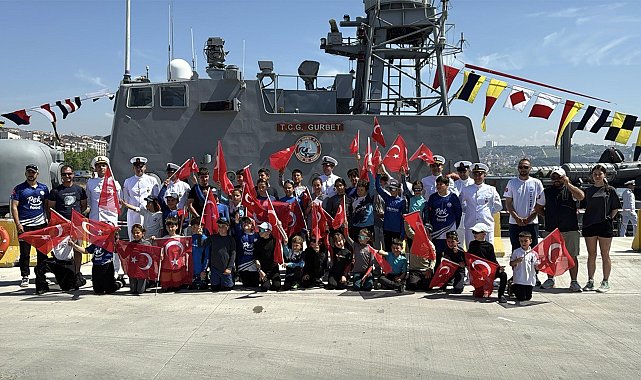 TCG Gurbet hücumbotu, Tekirdağ'da ziyarete açıldı