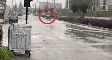 Ters yönde 3 kilometre ilerleyen sürücüye 20 bin TL ceza