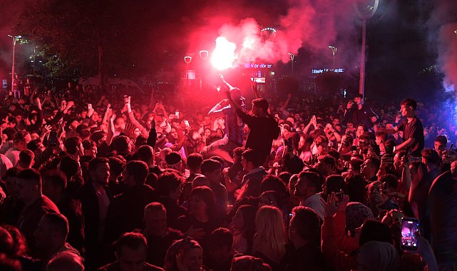 Trabzon'da kupa zaferi coşkuyla kutlandı