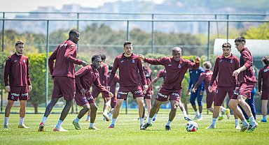 Trabzonspor, Beşiktaş maçı için İstanbul'a gitti