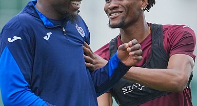 Trabzonspor, TÜMOSAN Konyaspor maçı hazırlıklarını tamamlayarak Antalya'ya gitti