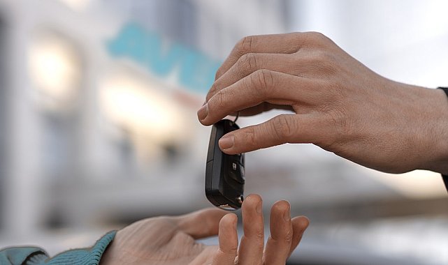 Uzmanından bayram tatili için güvenli araç kiralama önerileri