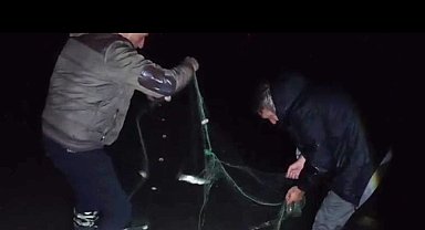 Van'da kaçak avlanan 100 kilo canlı inci kefali tekrar suya bırakıldı
