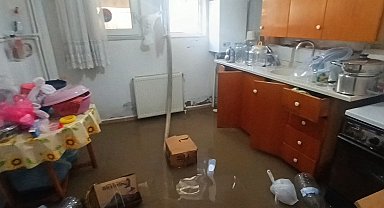 Yeşilırmak Nehri taştı, bazı evleri su bastı
