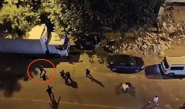 1 kişinin silahla yaralandığı kavga kamerada