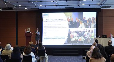 'Göz kapağı düşüklüğü Myastenia Gravis hastalığı belirtisi olabilir'