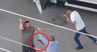 'Park yeri' kavgasında kurusıkı tabanca ateşlendi; 2 tutuklama