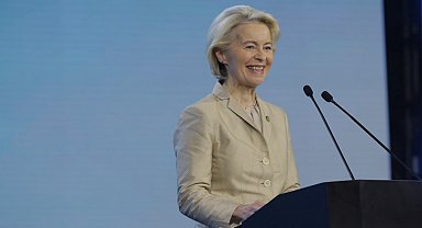 AB Komisyonu Başkanı von der Leyen'den İsrail ile Lübnan arasındaki anlaşmaya destek