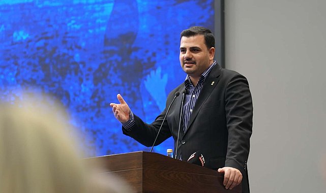 AK Parti'li İnan: Tugay'ın istifası, İzmir için CHP belediyeciliğinin çöküş itirafıdır