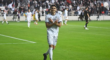 Altay'da Mehmet Nur profesyonel yapılacak