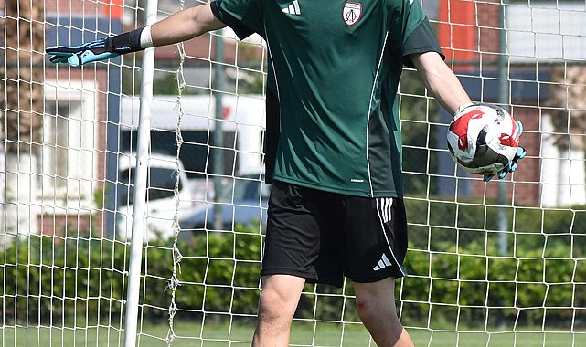 Altınordu kalecisi Arif, Çorum FK yolcusu