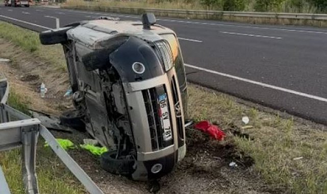 Ankara'da otomobil, refüje çarpıp takla attı: 2 yaralı